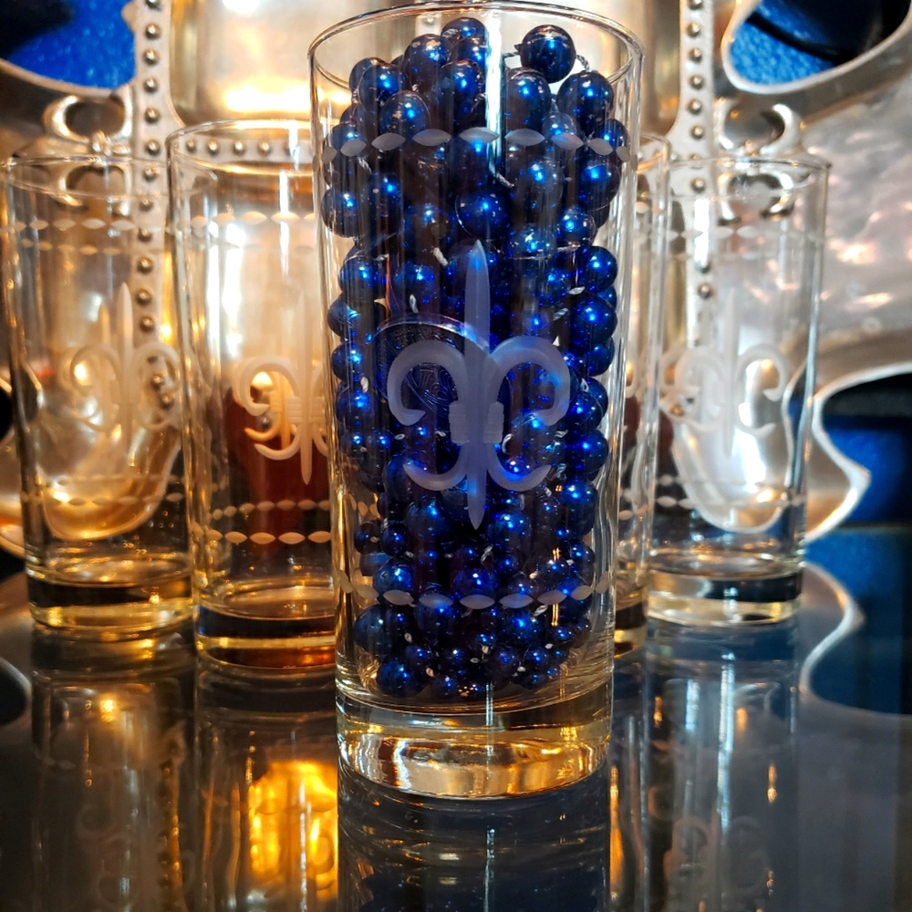 Etched fleur-de-leis 12 oz glasses